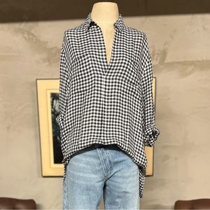 Navy Blue and White 3/4 Sleeve Tunic Length Top